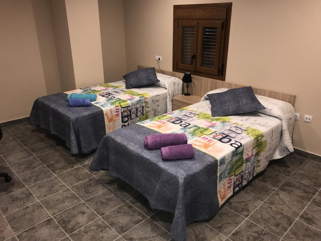 Apartamentos Mequedo Alcañiz Esterno foto