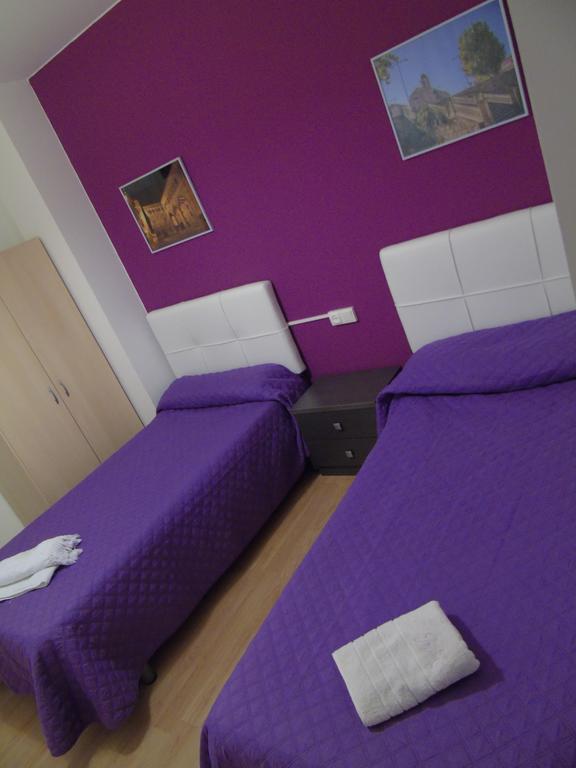 Apartamentos Mequedo Alcañiz Esterno foto